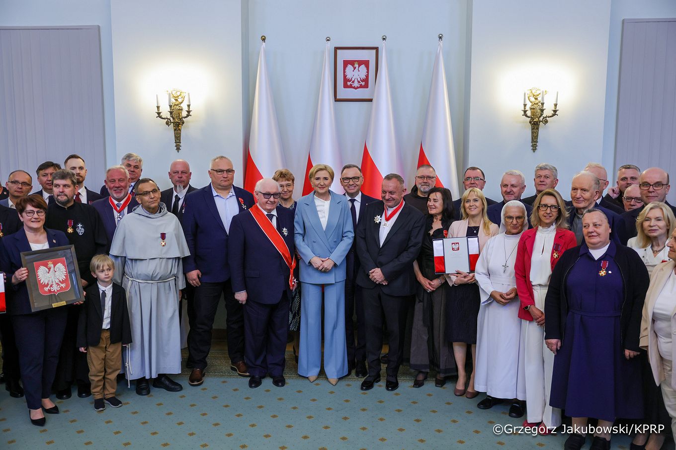 015_Andrzej_Duda_odznaczenia_organizacje_humanitarne_21-05-2025_GJB_8158(1).jpg