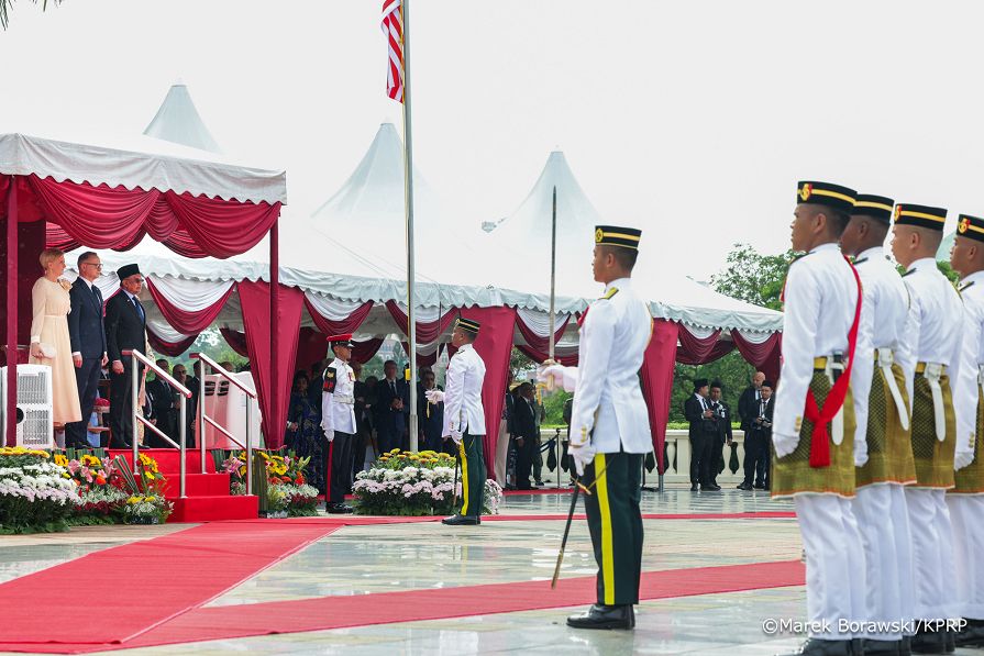 005_Agata_Kornhauser_Duda_Andrzej_Duda_Kuala Lumpur_powitanie_10-06-2025_MB2_9337_1.jpg.JPG