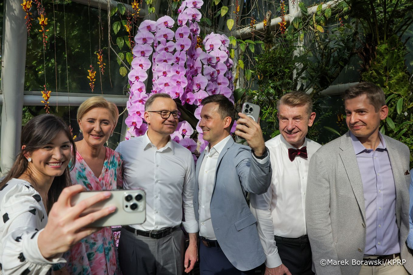 037_Andrzej_Duda_Agata_Kornhauser_Duda_Wizyta_Królewski_Ogród_Orchidei_12-06-2025_MB1_7638.jpg.JPG