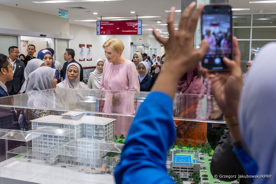 003_Agata_Kornhauser_Duda_wizyta_Szpital_Putrajaya_20250611_GJA_4555-Poprawione-Szum.jpg
