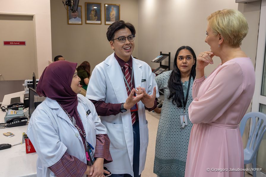 021_Agata_Kornhauser_Duda_wizyta_Szpital_Putrajaya_20250611_GJA_4972-Poprawione-Szum.jpg