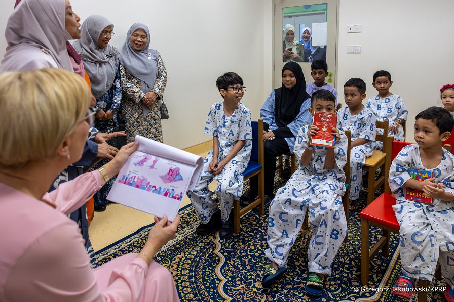 007_Agata_Kornhauser_Duda_wizyta_Szpital_Putrajaya_20250611_GJA_4640-Poprawione-Szum.jpg