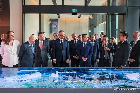 001_Prezydent_Andrzej_Duda_Centrum_Innowacji_PSA_International_20250613_MB1_8565.jpg