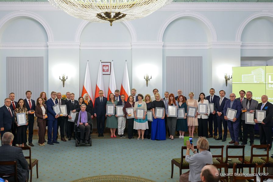020_Prezydent_Andrzej_Duda_Gala_finalowa_X_edycji_Konkursu_Lider_Dostepnosci_20250616_LB_12973.jpg