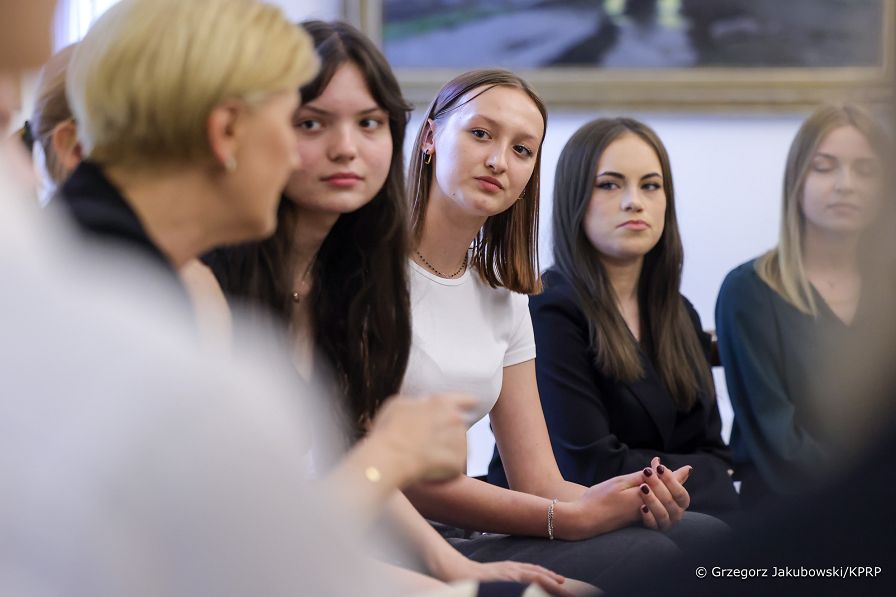 003_Agata_Kornhauser_Duda_spotkanie_laureaci_konkursu_IPN_20250618_GJB_1738.jpg