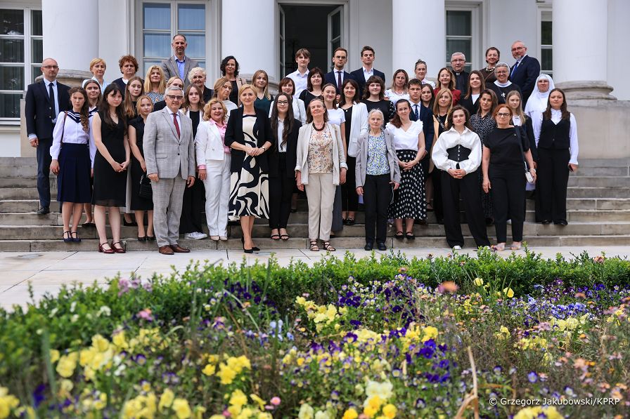 013_Agata_Kornhauser_Duda_spotkanie_laureaci_konkursu_IPN_20250618_GJA_7398.jpg