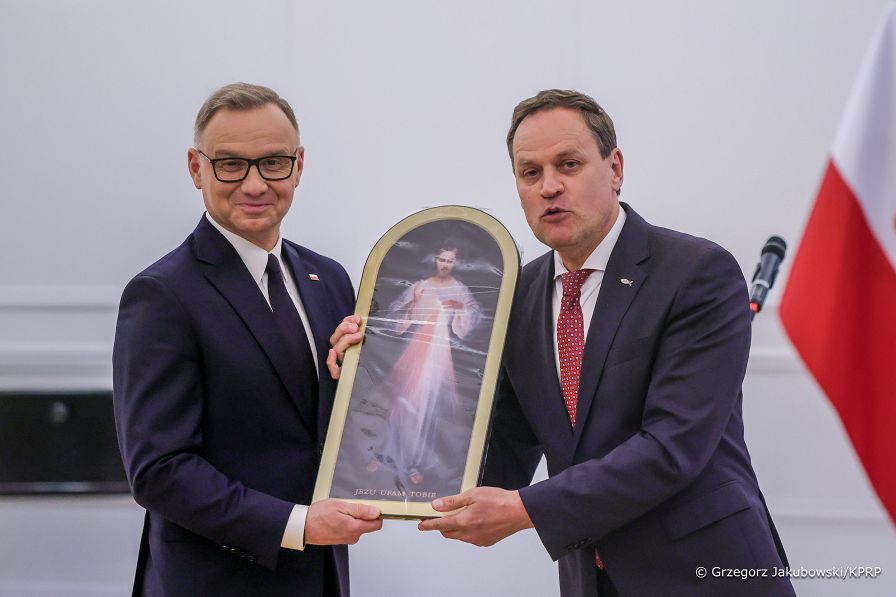 007_Prezydent_Andrzej_Duda_spotkanie_spolecznosc_polska_Wilno_Litwa_20250602_GJB_5637.jpg