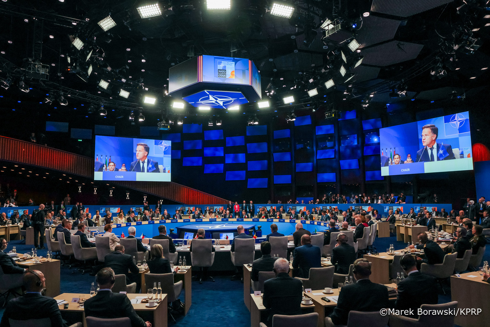 004_Andrzej_Duda_Szczy_NATO_Haga_wypowiedź_dla_mediów_25-06-2025_MB1_1910.jpg [869.53 KB]
