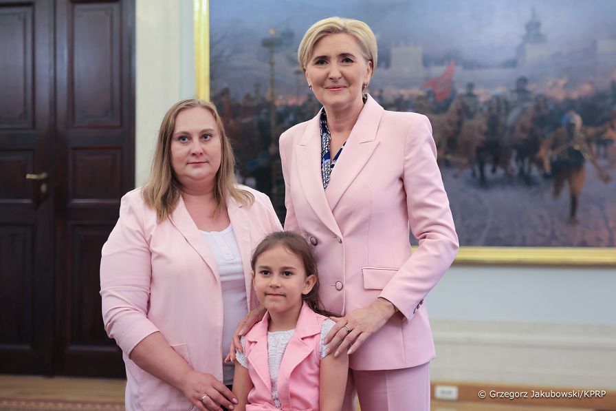 008_Agata_Kornhauser_Duda_spotkanie_podopieczni_Fundacja_zdjęcie ze spotkania podopiecznymi Fundacji_Dobrze_ze_jestes_20250530_GJA_3231.jpg