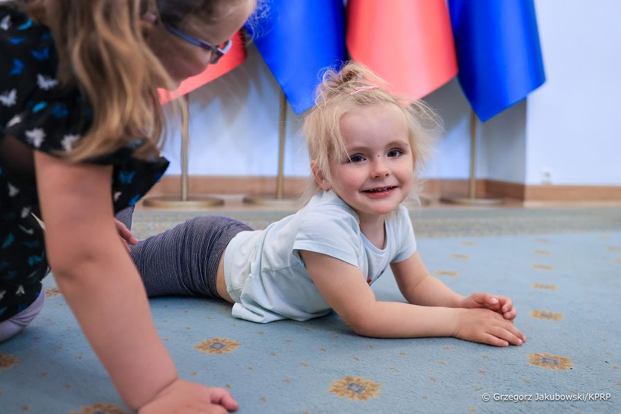 006_Agata_Kornhauser_Duda_spotkanie_podopieczni_Fundacja_zdjęcie ze spotkania podopiecznymi Fundacji_Dobrze_ze_jestes_20250530_GJA_3178.jpg