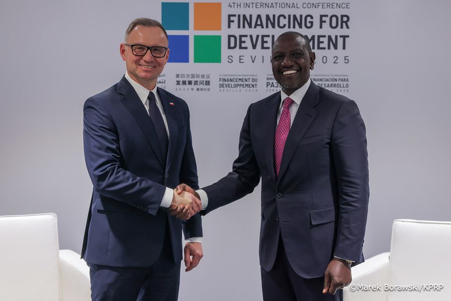 014_Andrzej_Duda_Wizyta_Hiszpania_dzień_2_Financing_for_Development_spotkanie_Prezydent_Kenia_Willian_Ruto_30-06-2025_MB1_5660.jpg.JPG