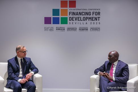 015_Andrzej_Duda_Wizyta_Hiszpania_dzień_2_Financing_for_Development_spotkanie_Prezydent_Kenia_Willian_Ruto_30-06-2025_MB1_5724.jpg.JPG