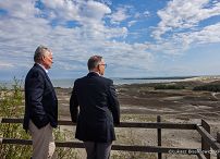 005_Andrzej_Duda_Agata_Kornhauser_Duda_Nida_spacer_wydma_03-06-2025_LB_24185.jpg.JPG