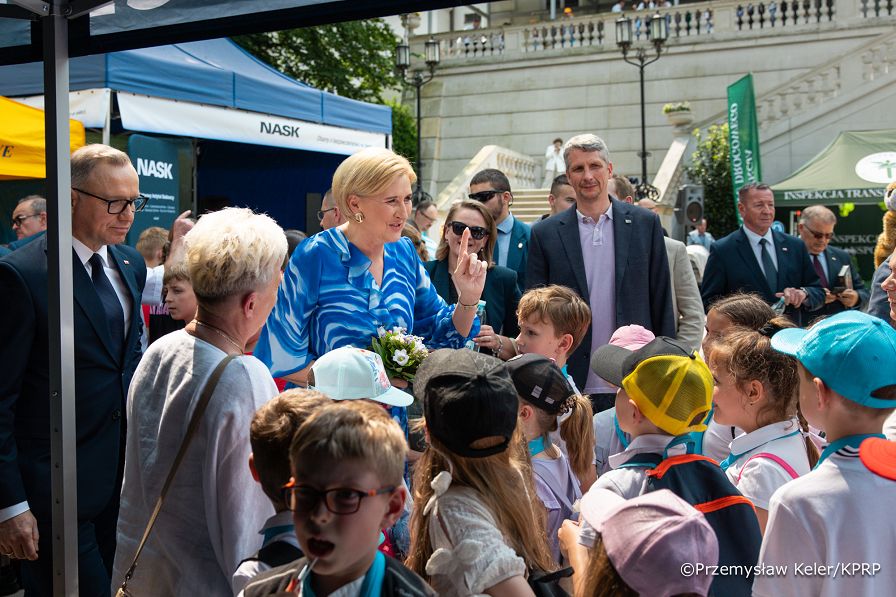 030_Andrzej_Duda_Agata_Kornhauser_Duda_Bezpieczne wakacje_04-06-2025_PK1_6780_1.jpg.JPG