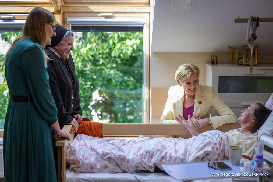 006_Agata_Kornhauser_Duda_Hospicjum_im_bl_Ks_Michala_Sopocki_20250602_GJB_4380.jpg
