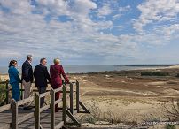 006_Andrzej_Duda_Agata_Kornhauser_Duda_Nida_spacer_wydma_03-06-2025_LB_24228.jpg.JPG