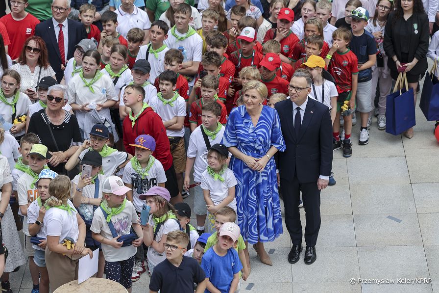 16_Andrzej_Agata_Duda_Bezpieczne_Wkacje_20250604_PK2_1347.jpg