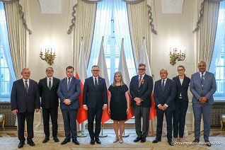 006_Andrzej_Duda_Order_Odrodzenia_Polski_Brunon_Bartkiewiczowi_05-06-2025_PK1_9394.jpg.JPG