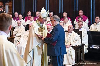 002_Minister_Andrzej_Dera_ingres_bp_Arkadiusza_Okroja_Torun_20250606_DSC_0350.jpg