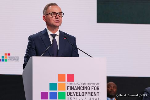 004_Andrzej_Duda_Wizyta_Hiszpania_dRevitalizing international development cooperationRevitalizing international development cooperationzień_3_Financing_for_Development_dyskusja_panel01-07-2025_MB2_4423.jpg.JPG