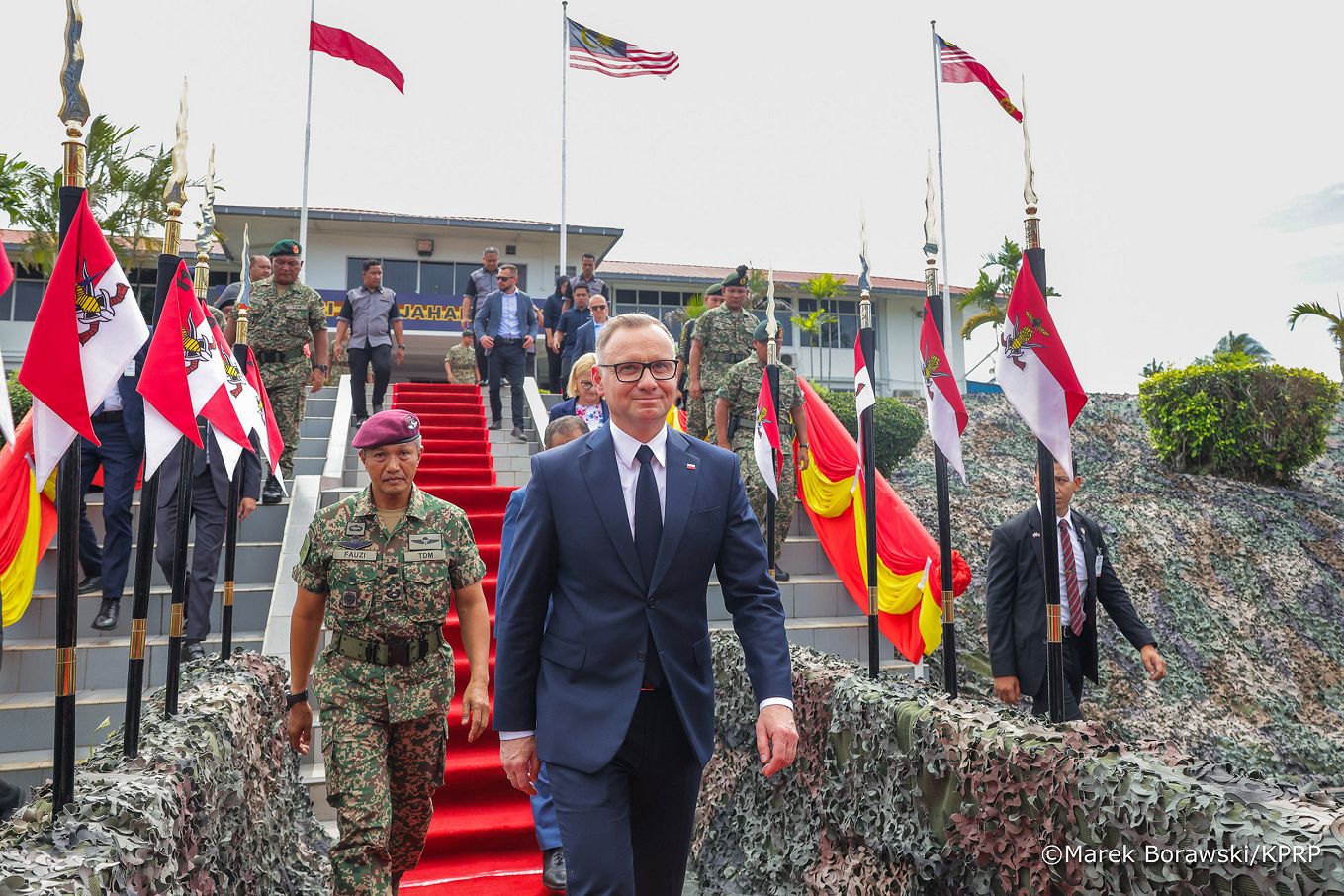 029_045_Andrzej_Duda_Malezja_Port_Dickson_Wizyta_2_Regiment_Królewskiego_Korpusu_Pancernego_10-06-2025_MB1_2991.jpg.jpg