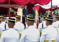 024_004_Agata_Kornhauser_Duda_Andrzej_Duda_Kuala Lumpur_powitanie_10-06-2025_MB2_9328.jpg.jpg