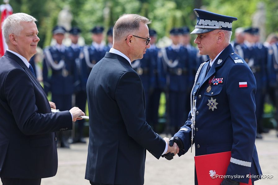 017_Andrzej_Duda_Centralne_Obchody_Święta_Policji_24-07-2025_PK2_0800.jpg