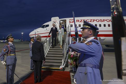 06_Andrzej_Duda_przylot_Czechy _20250706_PK1_8139.jpg
