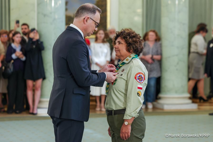 007_Andrzej_Duda_odzanczenia_harcerze_08-07-2025_MB2_6248.jpg.JPG