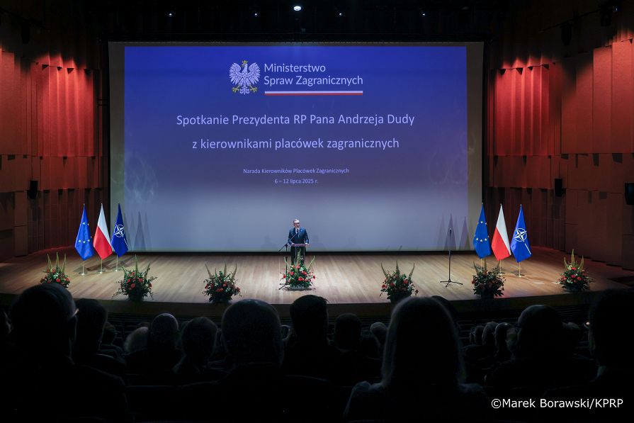 001_Andrzej_Duda_Spotkanie_kierownikcy_placówek_zagranicznych_08-07-2025_MB1_2157.jpg.JPG