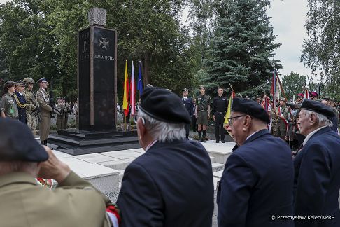 05_Andrzej_Duda_godzina_W_rocznica_Powstania-Warszawskiego_20250801_PK1_4167.jpg