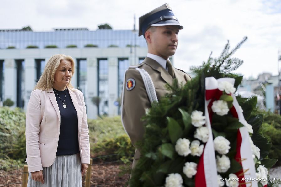 02_Barbara_Brodowska_Maczka_pominik_Kobiety_powstania_20250801_LB_18666.jpg