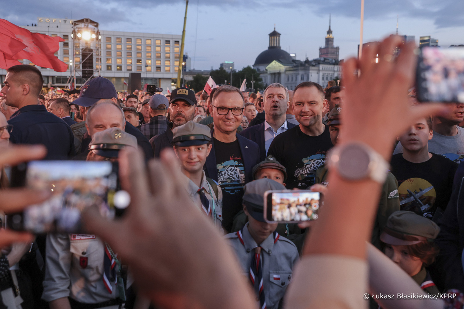 03_Andrzej_Duda_Spiewanki_rocznica_Powstania_Warszawskiego_20250801_LB_11540.jpg [545.92 KB]