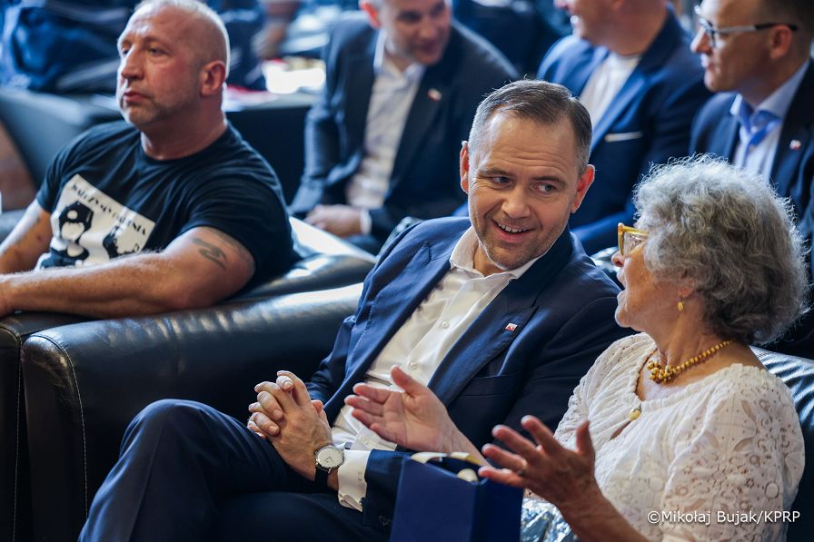 011_Karol_Nawrocki_Gdańsk_memoriał_Jana_Biangi_10-08-2025_MWB17608.jpg.JPG