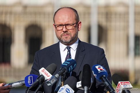 006_Minister_Rafal_Leskiewicz_Marcin_Przydacz_briefing_20250813_MB2_0031.jpg
