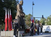 04_Karol_Nawrocki_Swieow_Wojska_Polskiego_wieniec_20250815_PK1_5700.jpg
