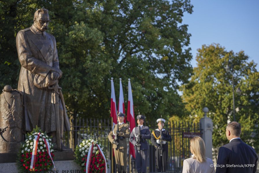 04A_Karol_Nawrocki_Swieow_Wojska_Polskiego_wieniec_20250815_DSC00349.jpg