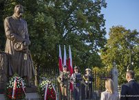 04A_Karol_Nawrocki_Swieow_Wojska_Polskiego_wieniec_20250815_DSC00349.jpg