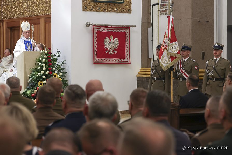 10_Karol_Nawrocki_Swieow_Wojska_Polskiego_Msza_20250815_MB2_0495.jpg