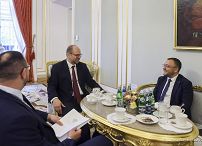 03_Marcin_Przydacz_Vasyl_Bodnar_Ambasador_Urainy _20250818_LB_18513.jpg