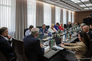 004_Minister_Minister_Karol_Rabenda_spotkanie_przedstawicie_Unii_Producentow_i_Pracodawcow_Przemyslu Biogazowego i Biometanowego_20250821_MB1_9523.jpg