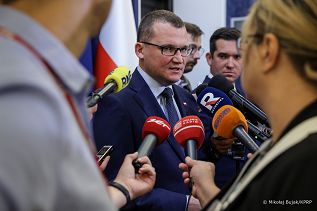 006_Minister_Pawel_Szefernaker_wypowiedz_po_oswiadczeniu_PKN_20250825_MWB18769.jpg