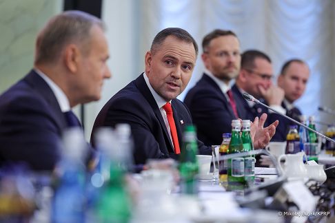 007_a_Prezydent_Karol_Nawrocki_posiedzenie_Rady_Gabinetowej_20250827_MWB20263.jpg