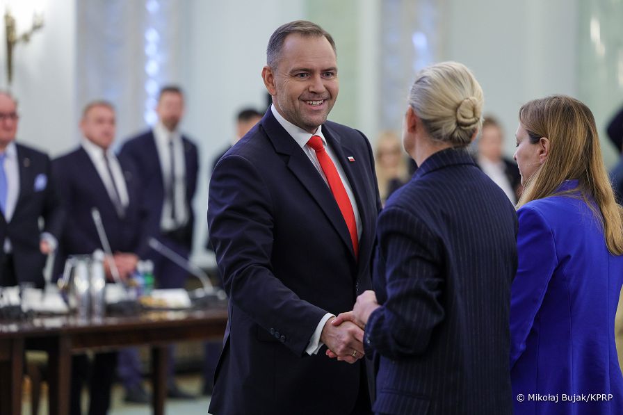 002_Prezydent_Karol_Nawrocki_posiedzenie_Rady_Gabinetowej_20250827_MWB20111.jpg