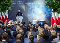 006_Prezydent_Karol_Nawrocki_podpisanie_projektu_ustawy_o_Funduszu_Rozwoju_Technologii_Przelomowych_20250829_MWB21680.jpg