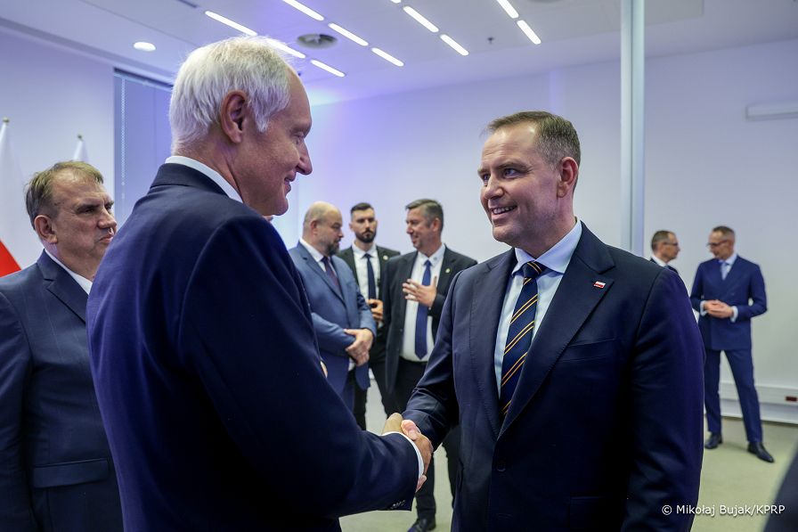014_Prezydent_Karol_Nawrocki_podpisanie_projektu_ustawy_o_Funduszu_Rozwoju_Technologii_Przelomowych_20250829_MWB12545.jpg