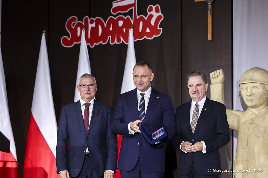 18_Karol_Nawrocki_Uroczyste_posiedzenie_Zarzadu_Regionu_Gdanskiego_NSZZ_Solidarnosc_20250831_1S5A2459_1.jpg