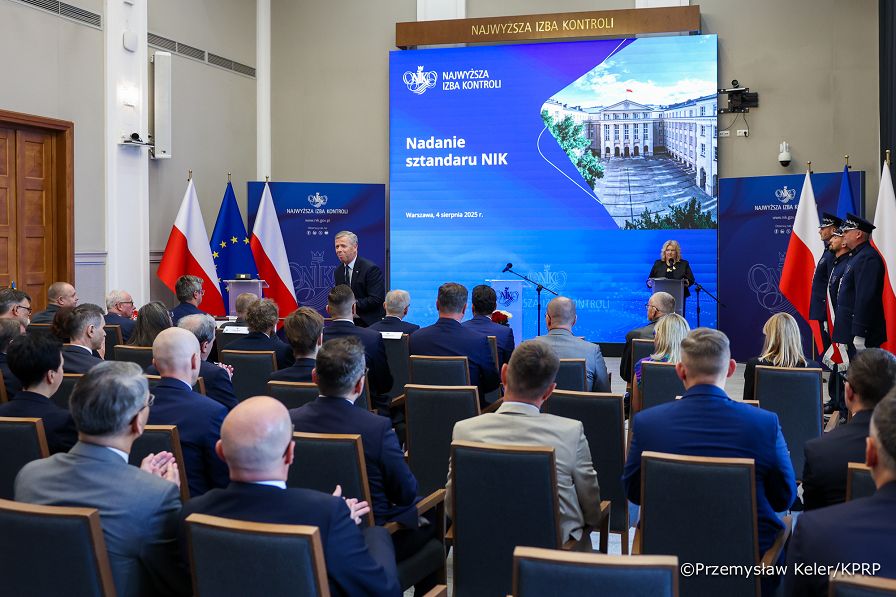 001_Piotr_Ćwik_Uroiczystość_nadania_sztandaru_NIK_04-08-2025_PK1_5619.jpg.JPG