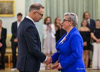 003_Andrzej_Duda_odznaczenia_lekarze_04-08-2025_LB_14967.jpg.JPG