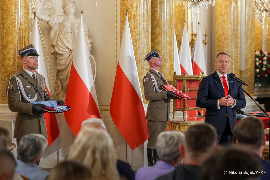 011_a_Prezydent_Karol_Nawrocki_Prezydentowa_Marta_Nawrocka_Zamek_Krolewski_20250806_MWB10606.jpg